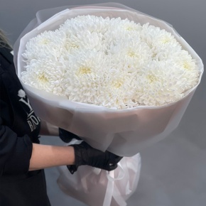 Букет из 11 белых хризантем  в Чехове