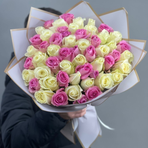 Букет из 51 розы микс  (40 см) в Чехове