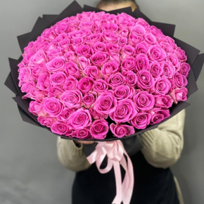 Букет 101 розовой розы Кения (40 см) в Чехове