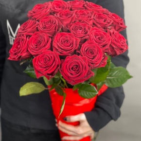21 красная роза в конусе (50 см) в Чехове