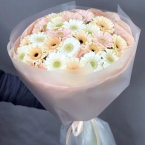 Букет "Гера" из 25 гербер в Чехове