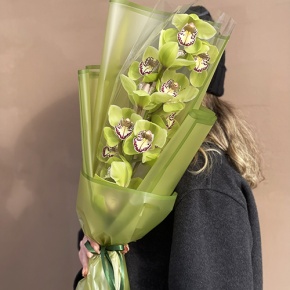 Букет из лаймовой орхидеи в Чехове