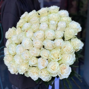 Букет из 51 розы Эквадор Мондиаль под ленту (80 см) в Чехове