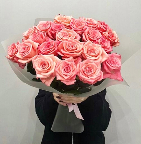 Букет из 21 розовой розы (50 см) в Чехове