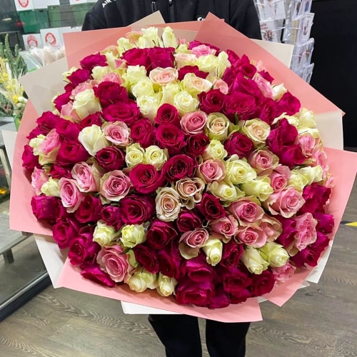Букет 151 роза ягодный микс (40 см) в Чехове